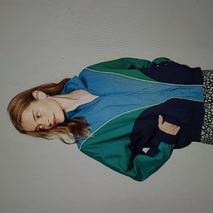 Long sleve Zip-up 80s style windbreaker- size S✨️